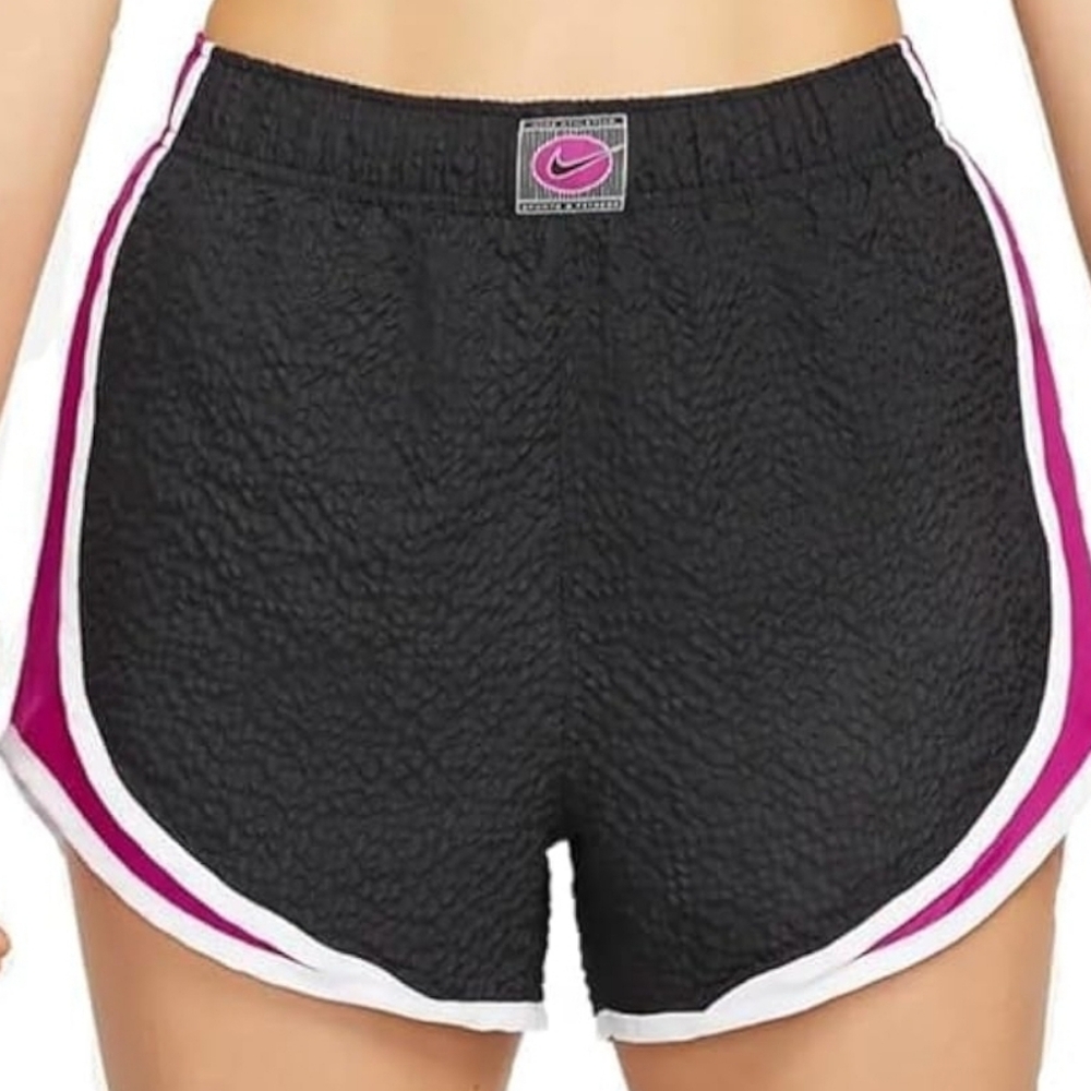 Women's Shorts Nike Black and Pink Athletic Size 1X